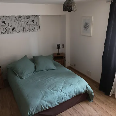 Chez Marie Et Fred Apartman *