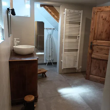 Chez Marie Et Fred Apartman *